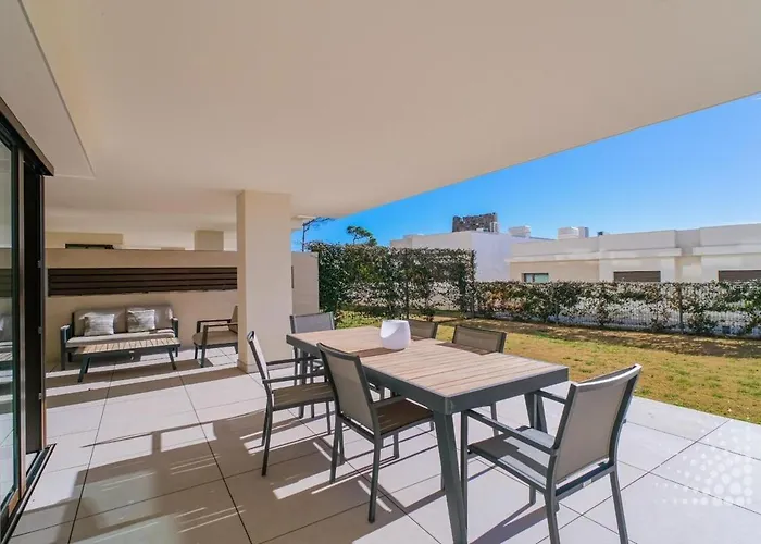 Beautiful Velaya Beachfront 2 Bedrooms Rdr496 * Εστεπόνα